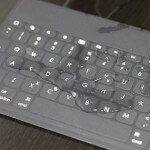 iPadに最適なキーボード「KEYS-TO-GO」の使い方・レビュー – 激軽＆防水。粗悪に使ってもOKなBluetoothキーボード。お値段お高め。