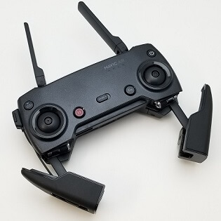 DJI「MAVIC PRO / AIR」の送信機（プロポ）を充電する方法 – 充電