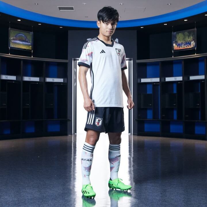 アディダス サッカー日本代表 2022 ユニフォーム オーセンティック（アウェイ）