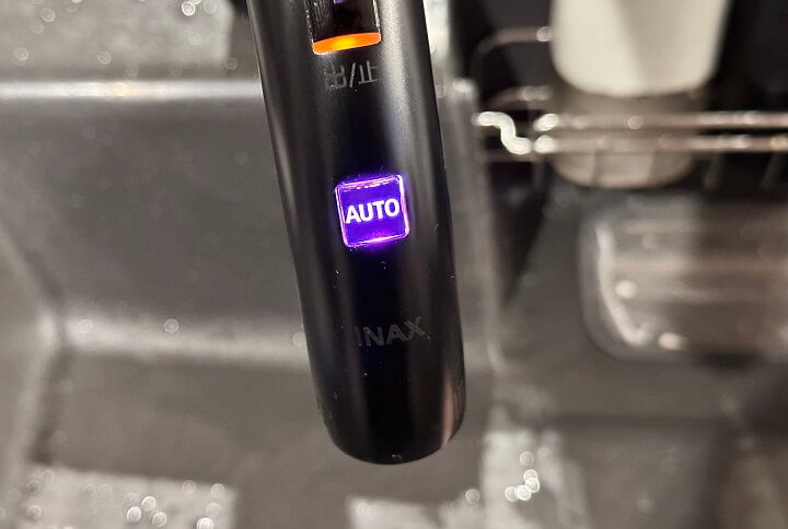LIXIL・INAX ハンズフリー水栓の交換サインをリセットして消す方法