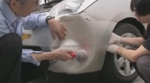 車の凹み ヘコみ をドライヤーを使って修復する方法 動画 使い方 方法まとめサイト Usedoor