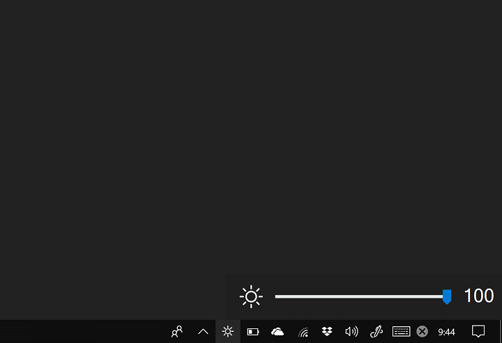 Windows10 タスクトレイで画面の明るさを調整する方法 純正機能も登場 無料ソフト Brightnessslider もめっちゃ便利 使い方 方法まとめサイト Usedoor